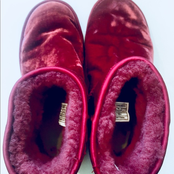 🆕Ugg Velvet Raspberry - Picture 3 of 6